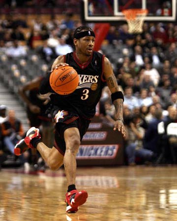 U17世界杯：奥地利2-0九人意大利晋级决赛，莫泽双响（U17世界杯：莫泽梅开二度，奥地利2-0九人意大利挺进决赛）