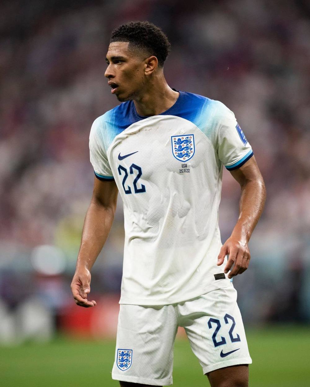 替补球员关键时刻助球队锁定积分（替补发威关键时刻帮助球队保住积分）