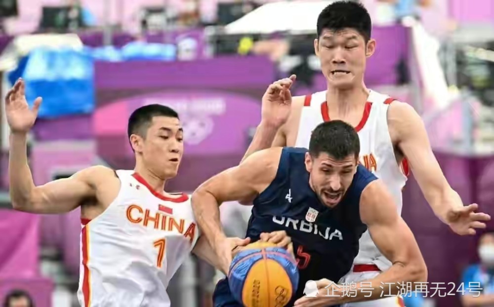 詹姆斯关键助攻锁定胜利（詹姆斯妙传定胜局）