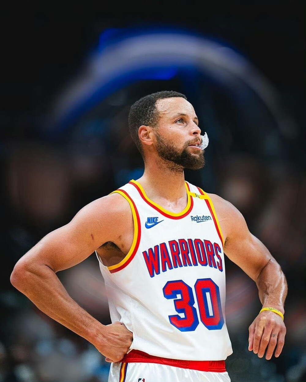 爷青回，维耶里社媒晒与大罗、巴乔、托蒂、卡纳瓦罗等人合照（维耶里社媒晒合影：同框大罗、巴乔、托蒂、卡纳瓦罗等传奇）