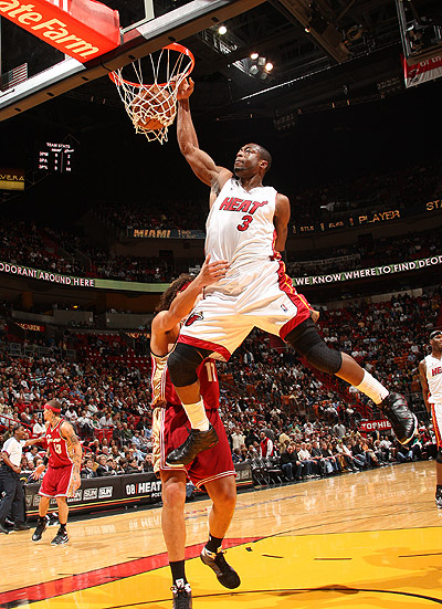 埃斯库德回顾塞维德比：有次去客场，更衣室一股很浓的氨水味（埃斯库德忆塞维利亚德比：一次客场更衣室弥漫刺鼻氨味）